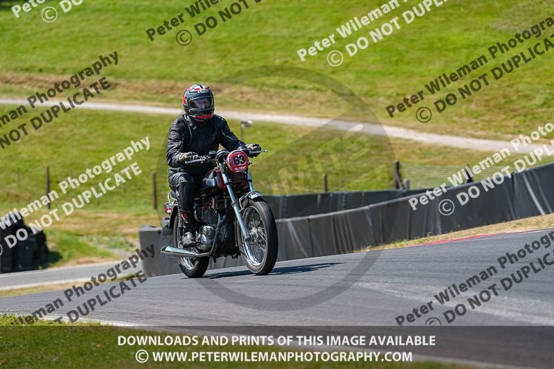 cadwell park;cadwell park photographs;cadwell trackday photographs;enduro digital images;event digital images;eventdigitalimages;peter wileman photography;racing digital images;trackday digital images;trackday photos